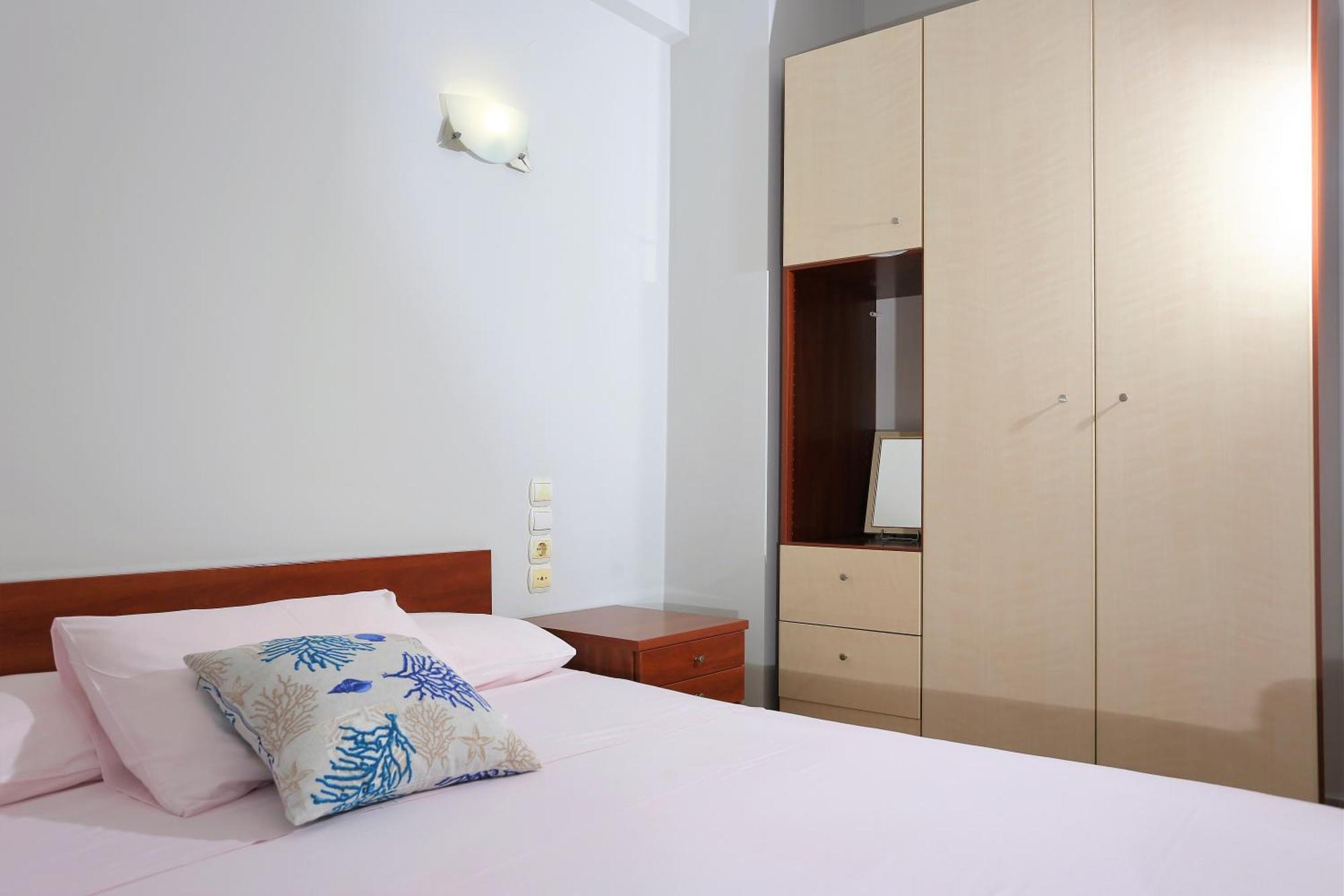Chrispy Apartments Sívota Quarto foto